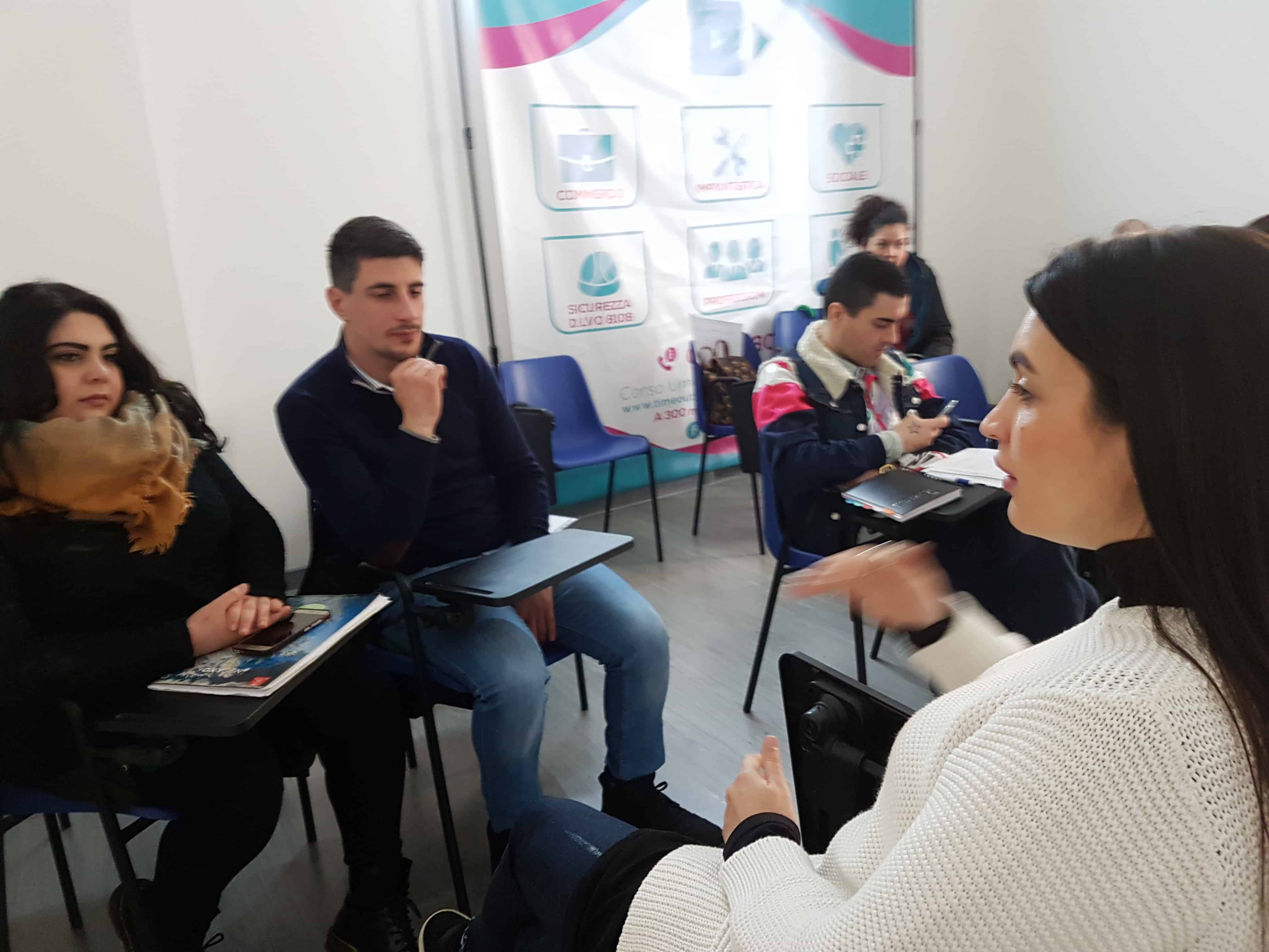 Aula con studenti